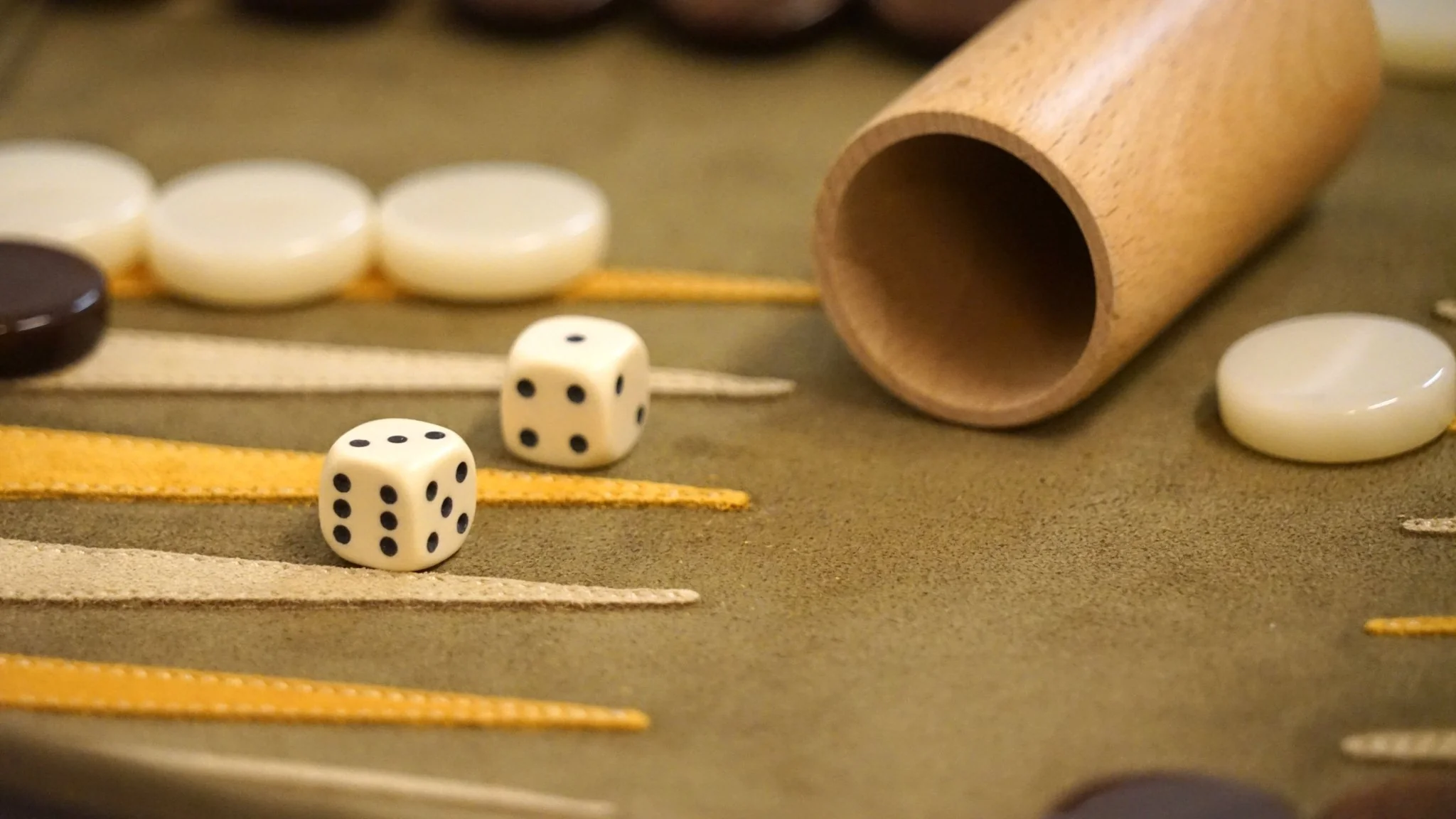 Backgammon de voyage - Roulable - Cuir Velours - Kaki