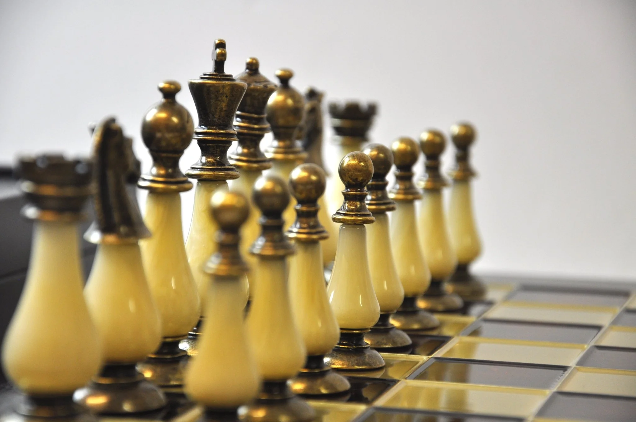 Ensemble jeu d'échecs en métal - coffre - Manopoulos - Image 4