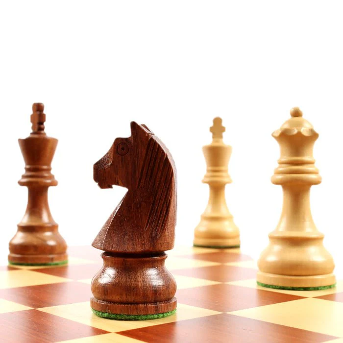 Pièces d'échecs Club en Buis et Acacia - Chopra - Image 4